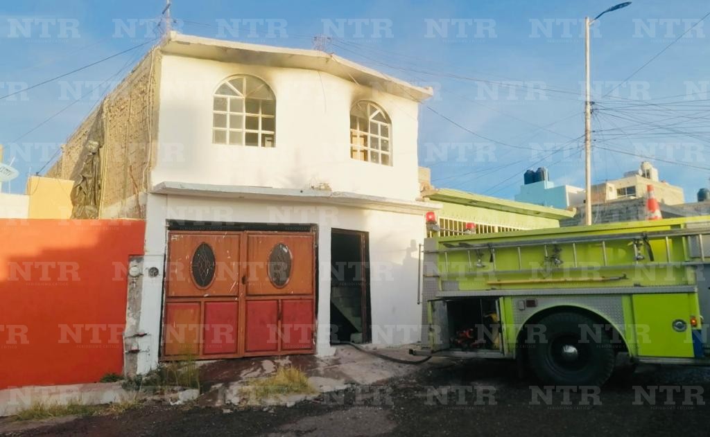 Se registran dos incendios en una vivienda durante la madrugada