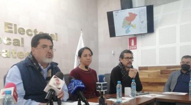 Reprueba Chiquito Díaz de León reforma al INE