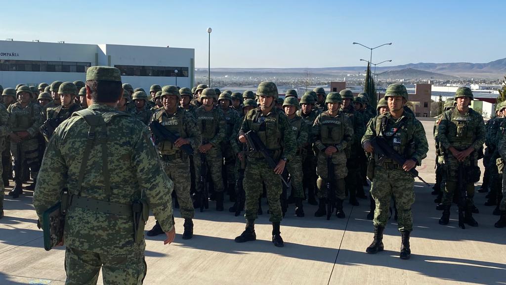 Llegan 300 elementos del Ejército Nacional