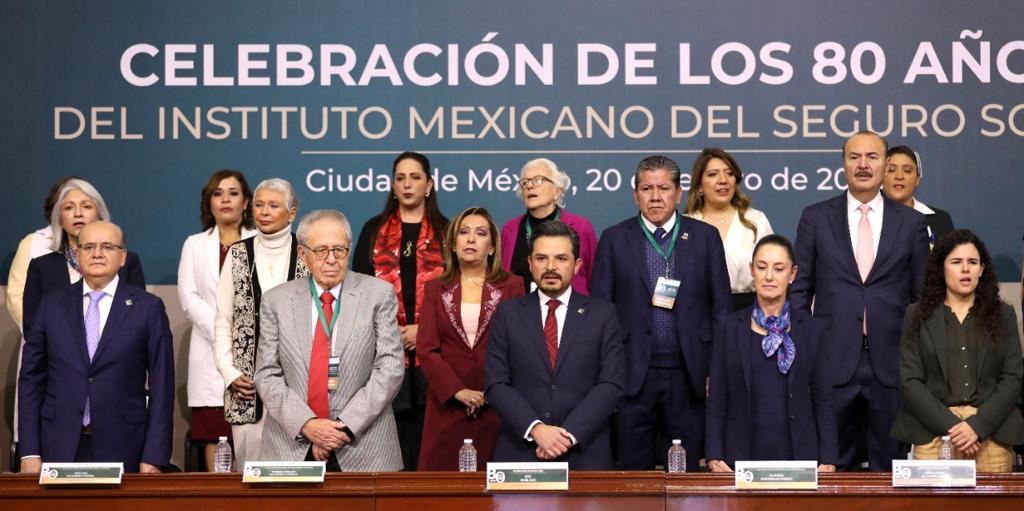 Asiste David Monreal a celebración por el 80 aniversario del IMSS