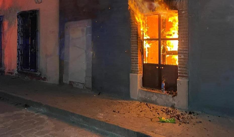 Se incendia casa en Jerez