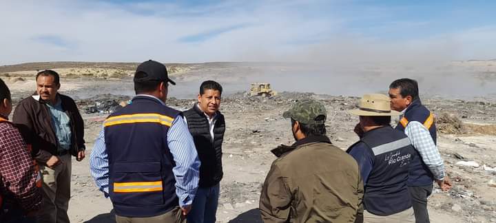 Alcalde de Río Grande se compromente a mejorar condiciones de tiradero municipal