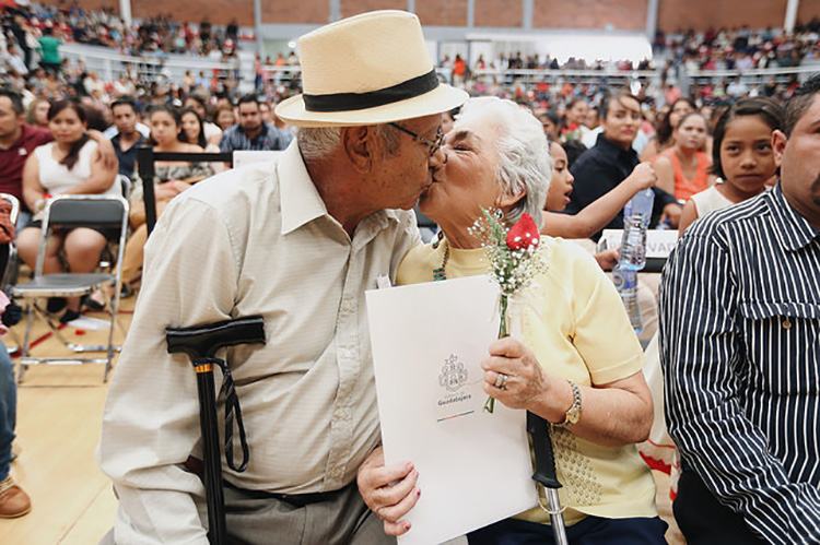 Invitan a matrimonios colectivos