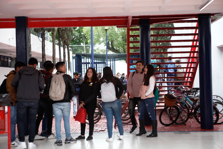 Registran deserción escolar por la violencia