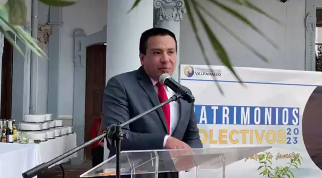 Celebran bodas colectivas en Valparaíso