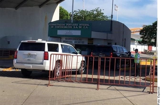 Supervisa AMLO corredor industrial del Istmo