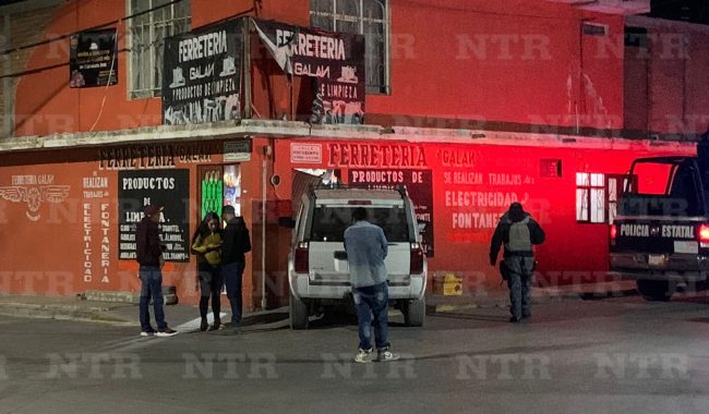 Conductor ebrio se estampa contra ferretería