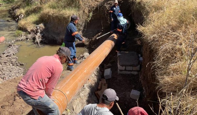 Reparan colector de aguas negras en Jerez