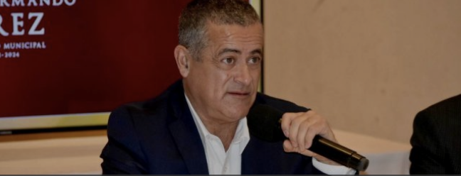 Ante adeudo heredado, Humberto Salazar busca ayuda