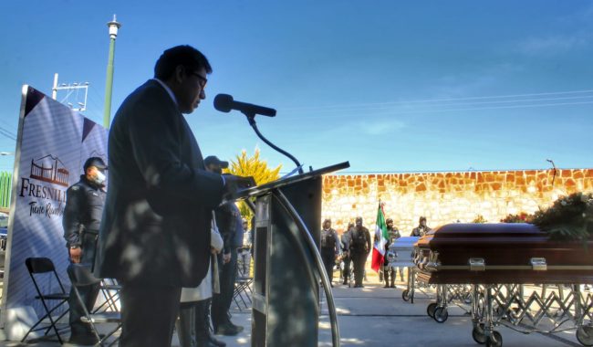 Rinden homenaje póstumo a policías de Fresnillo