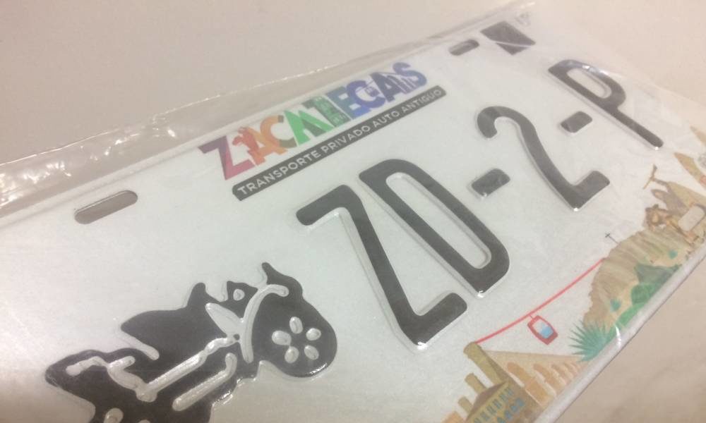 Emiten convocatoria para licitación de placas