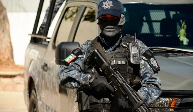 Detiene Metropol a tres personas en Trancoso y Guadalupe