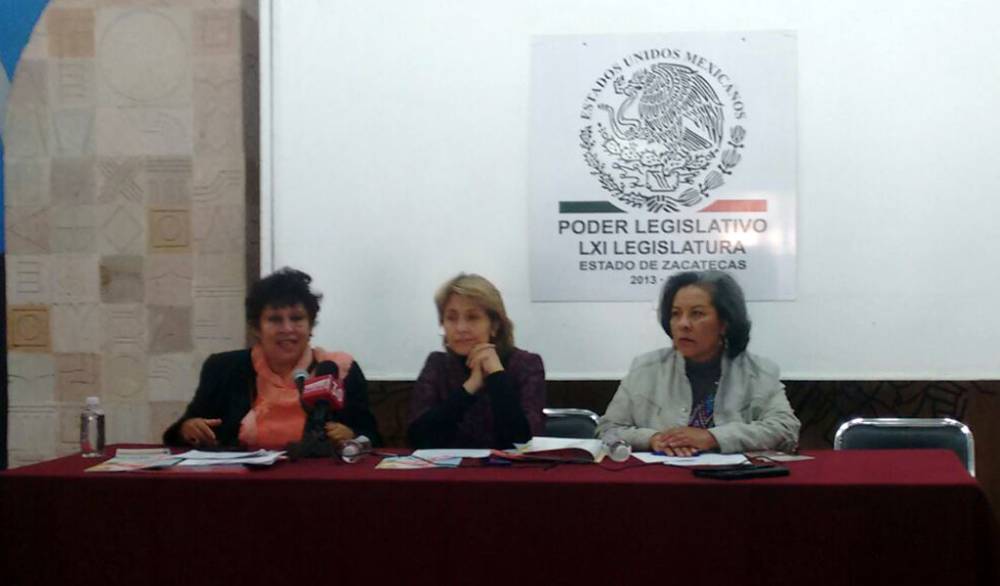 Presentan campaña Mujeres y Tabaquismo