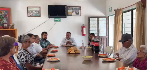Apoyan a Casa de la Tercera Edad