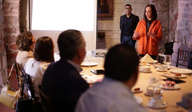 Realizan reunión de trabajo Fundación AB InBev y SSZ