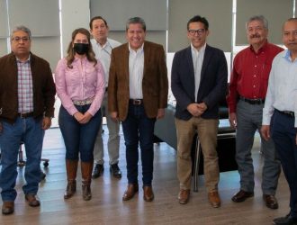Acuerdan financiamientos para productores del campo
