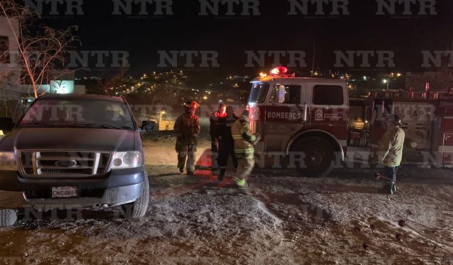 Se incendia hierba seca fraccionamiento