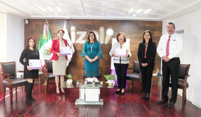Realiza IZAI conversatorio «El reto de ser mujer»
