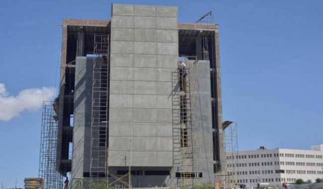 Avanza construcción del edificio de la CDHEZ