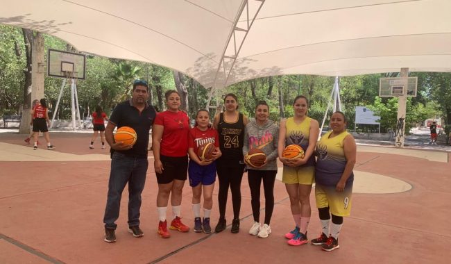 Jerezanas triunfan en cuadrangular de básquetbol femenil