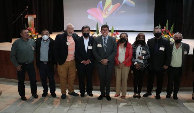 Reconoce Saúl Monreal a docentes jubilados