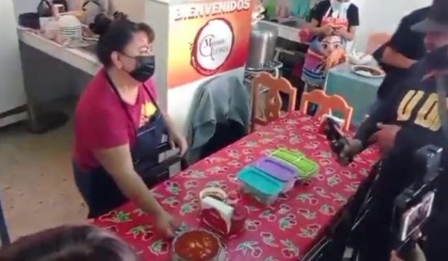 Exhiben platillos típicos de Jerez