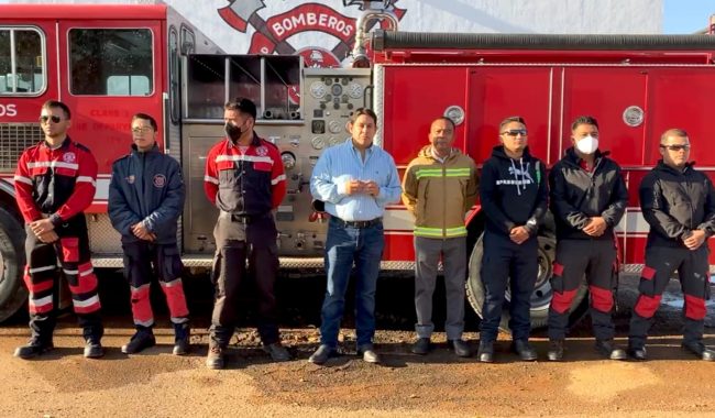 Reconocen a elementos capitalinos de PC por apoyar en incendio
