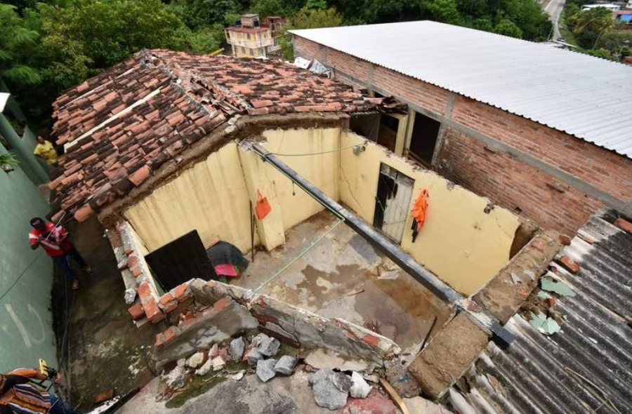 Infonavit cancela deudas de viviendas afectadas por sismo del 2021 en Guerrero