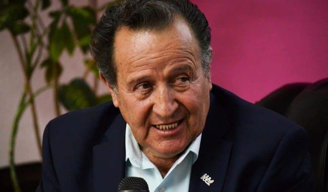 Avanza amparo contra Rivera