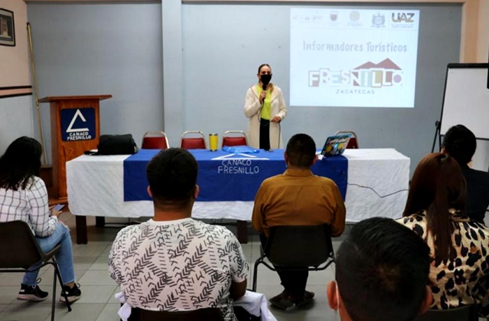 Ofrecen cursos personalizados a comerciantes