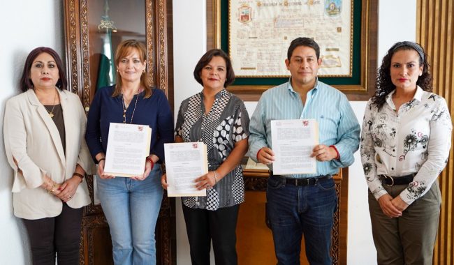 Firma Ayuntamiento de Zacatecas convenio con SUTSEMOP