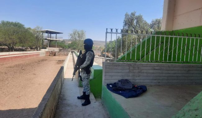GN asegura armas, cartuchos y chalecos tácticos