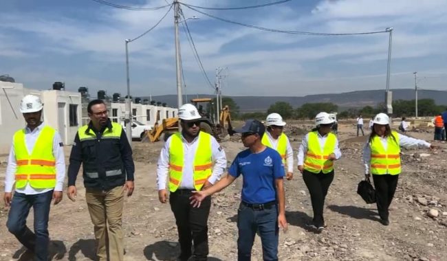 Por lluvias, ofrecen finalizar antes línea de conducción
