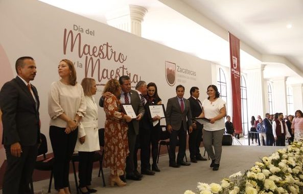 Asegura Monreal Ávila gestiones por magisterio