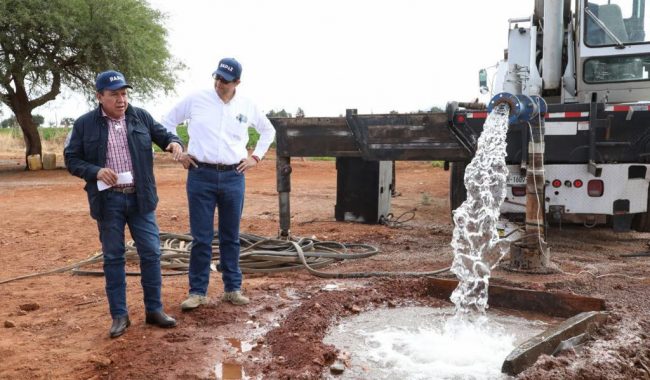 Se compromete gobernador a resolver problema de agua