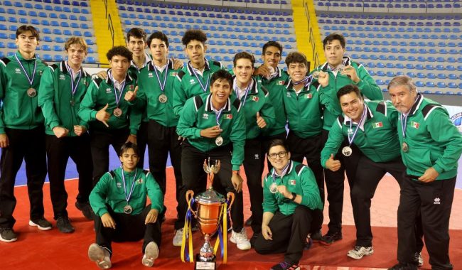 Calerenses conquistan plata con Selección de Voleibol U19