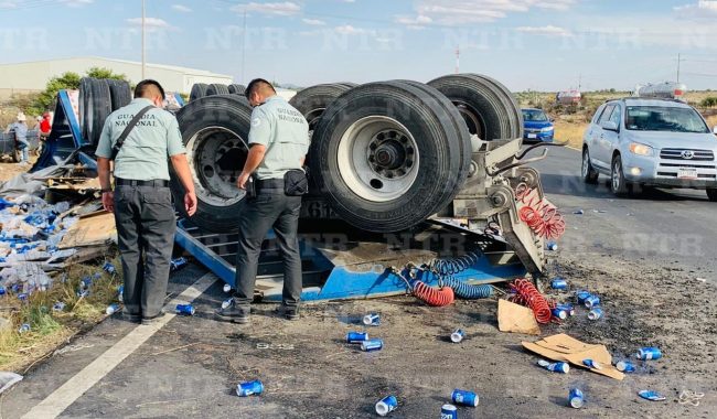 Vuelca tráiler de cerveza