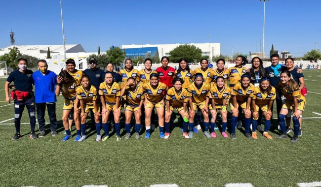 Tuzas de Futbol ganan bronce