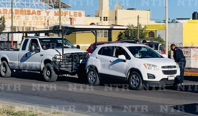 Accidente vial deja a una persona lesionada
