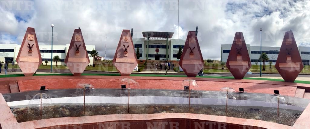 Conmemoran Bicentenario del Heroico Colegio Militar