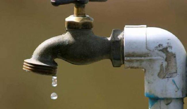 Incumplen con fecha de restablecimiento de agua