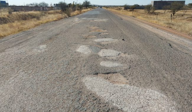 Excluyen de obras a 14 municipios