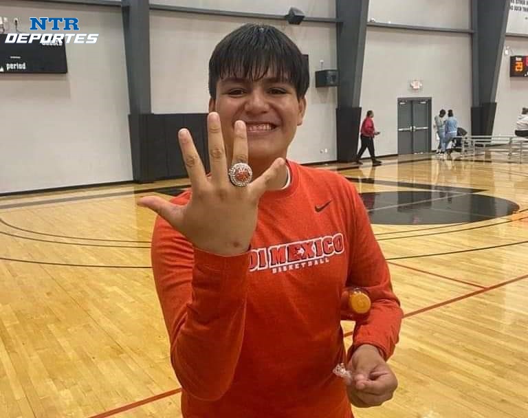 Emmanuel Ordaz gana torneo de basquetbol en EU