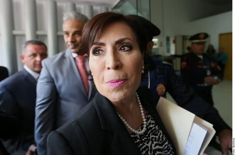 Pide Robles desechar amparo de ASF contra su absolución