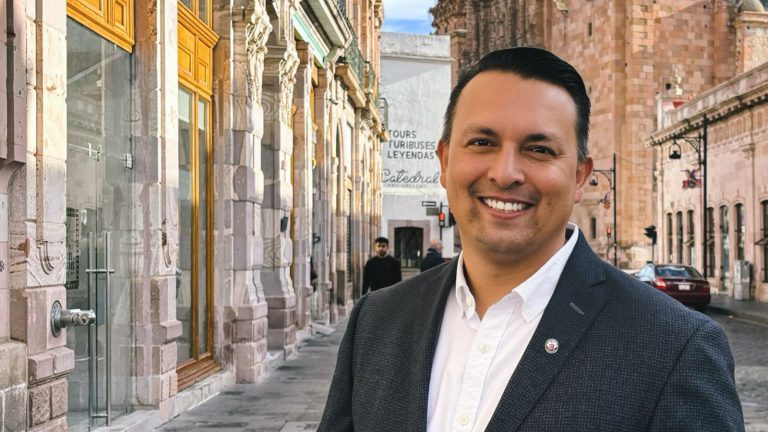 Llama Ray Cárdenas a un «último esfuerzo»