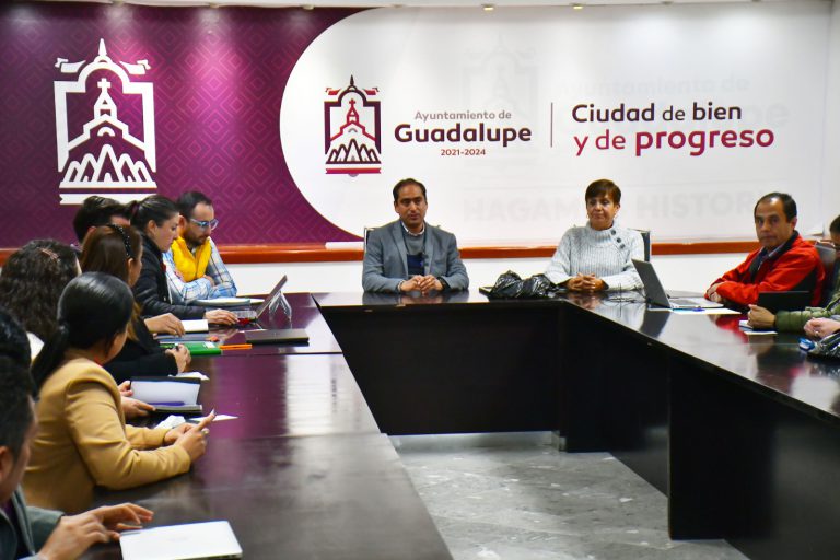 Reconocen a funcionarios de Guadalupe