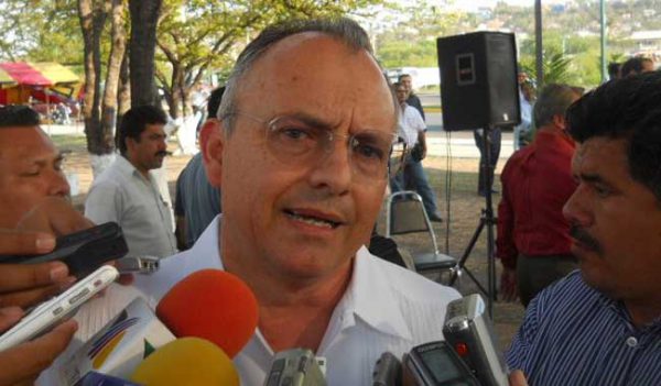 Sale bajo fianza ex secretario de Seguridad en Acapulco
