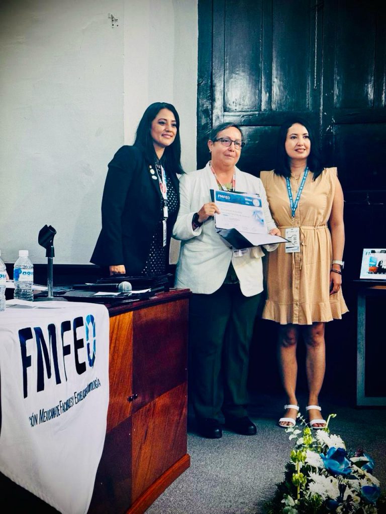 Acude directora de Odontología a Asamblea General de la FMFEO
