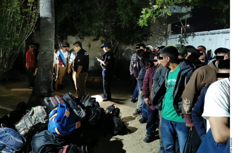 Aseguran a 76 migrantes en Chiapas
