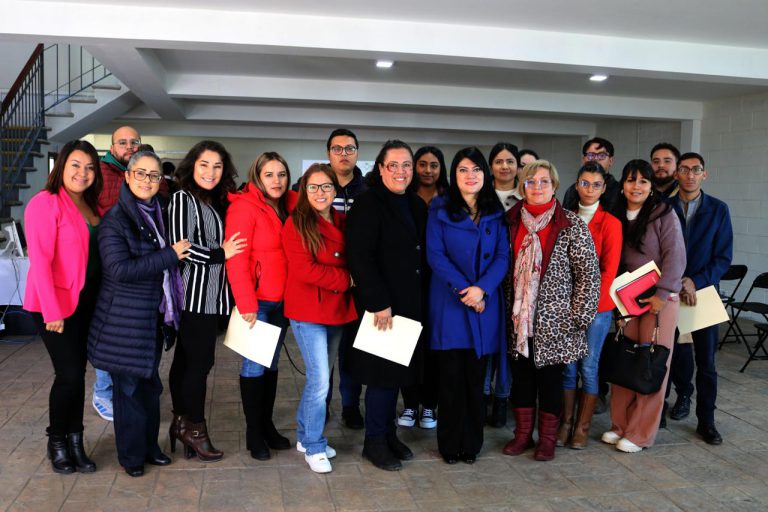 Capacita Sipinna a Sistemas Municipales sobre salud mental